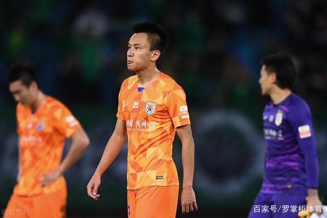 WTA雅典站-郑钦文2-0六号种子进次轮 重返硬地首战告捷